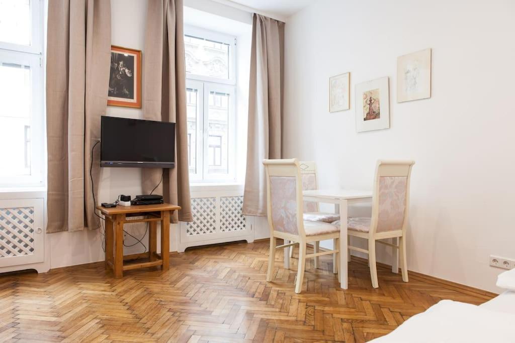 Vienna-Flats Self Check-In Leilighet Eksteriør bilde